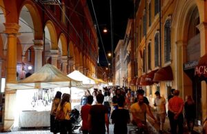Modena, continua fino a domenica il Mercato Europeo di Confcommercio in centro storico