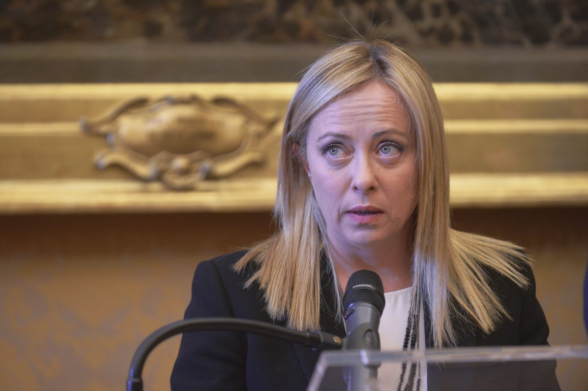 Meloni indagata per l’espulsione di Almasri “Non sono ricattabile” Meloni indagata per l’espulsione di Almasri “Non sono ricattabile”