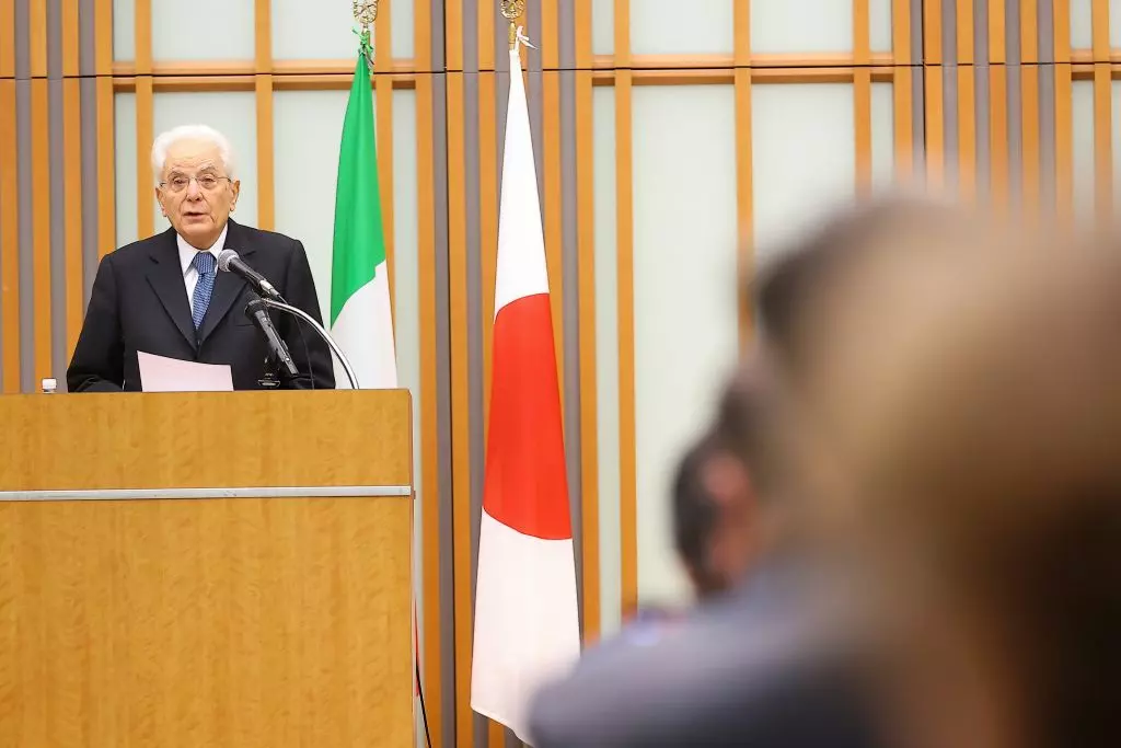 Mattarella “Italia e Giappone impegnate nella transizione verde” Mattarella “Italia e Giappone impegnate nella transizione verde”