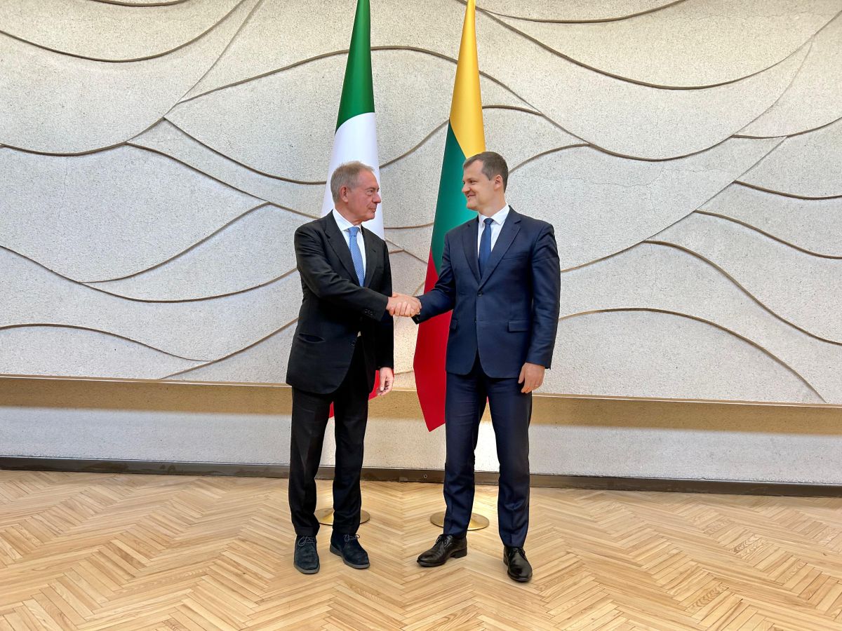 Italia-Lituania, Urso “Intesa su riforme della politica industriale Ue”