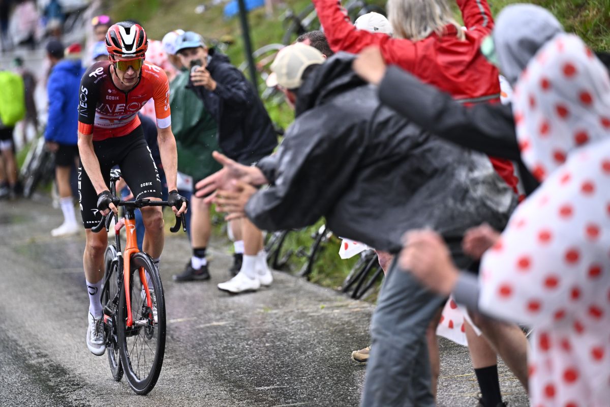 A La Plagne svetta Arensman, Pogacar sempre più leader del Tour