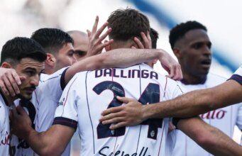 Bologna corsaro a Sassuolo: Dallinga firma l’1-0