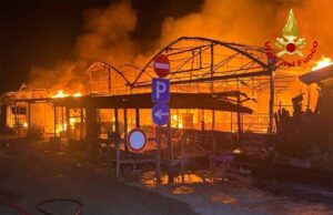 Violento incendio in un’azienda agricola di Campogalliano