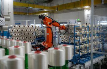 Cina, utili delle imprese statali in aumento dell’1,9% nei primi 4 mesi del 2026