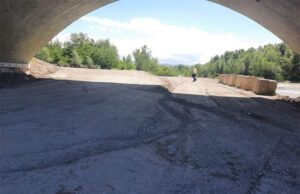 Nuovamente percorribile il tratto ciclabile sotto il ponte di Veggia