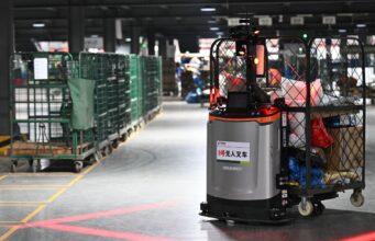 Cina, il settore logistico torna a crescere a maggio