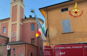 Castelfranco Emilia: un operaio si infortuna sul tetto del Duomo durante operazioni di manutenzione